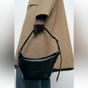 ZARA OVAL SHOULDER BAG